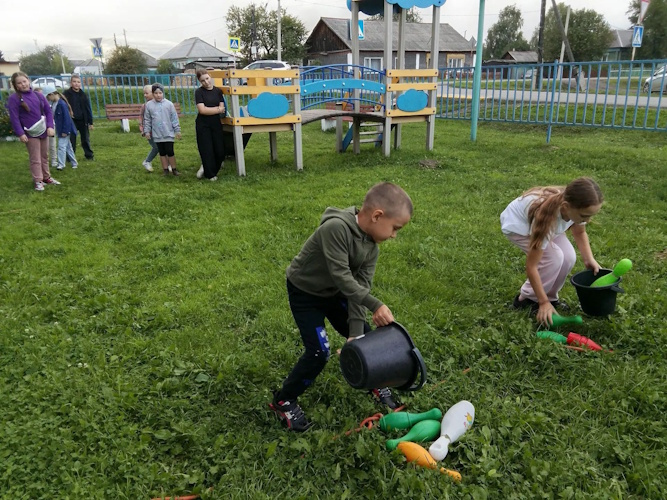 Безопасные качели и «Весёлые старты»